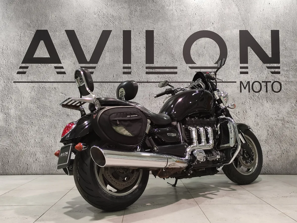 Triumph Rocket III 2294 см³ (148 л.с.) (148) 2294 Черный в АВИЛОН. Слайд №6