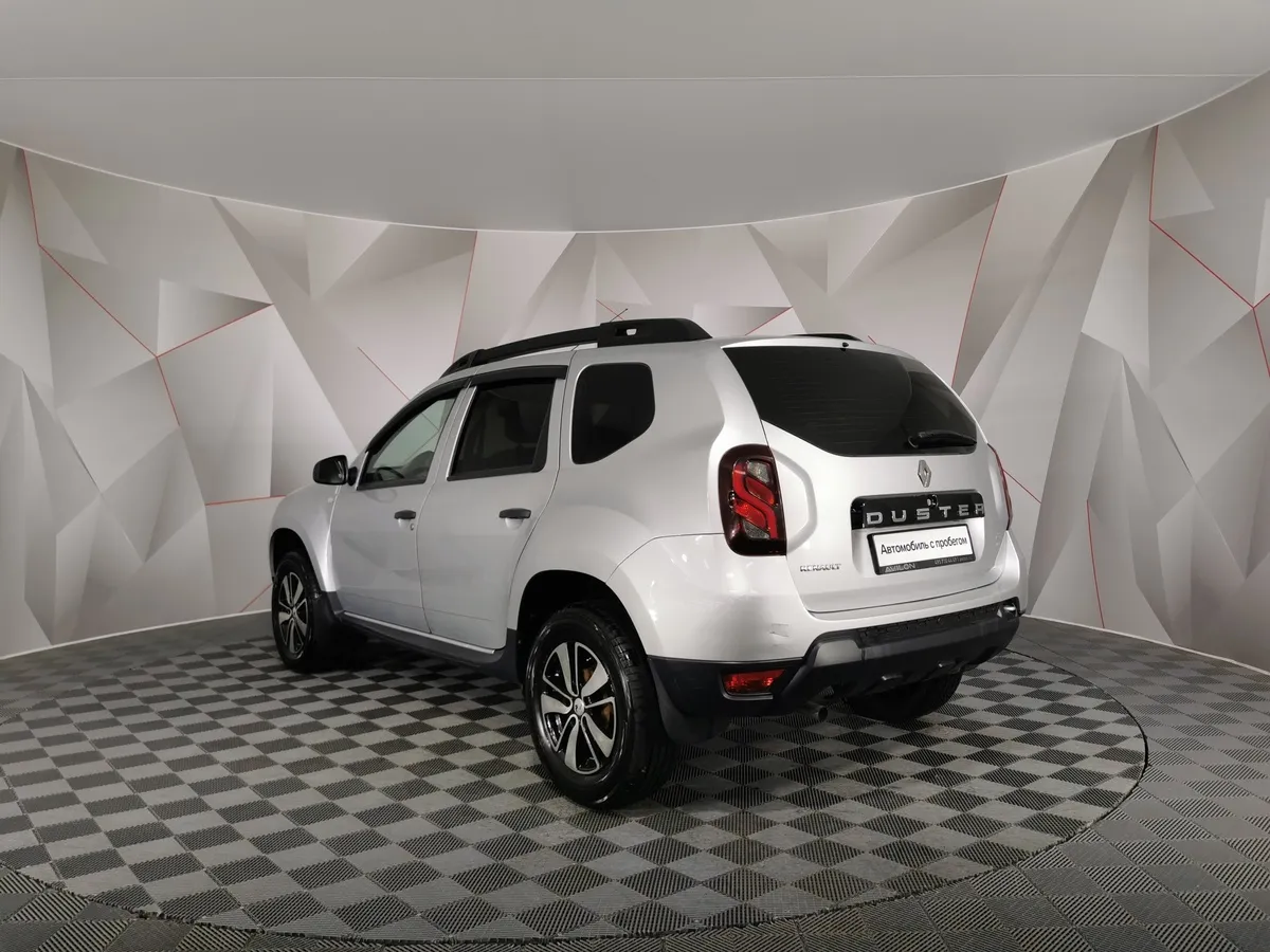 Renault Duster 1.6 MT (114 л.с.) Серый в АВИЛОН. Слайд №4