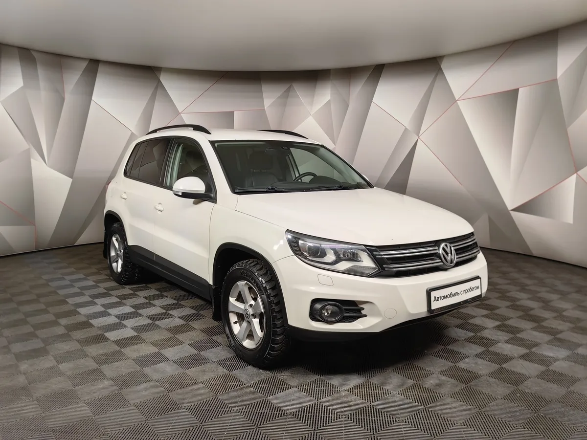 Volkswagen Tiguan 2.0 TSI 4Motion AT (170 л.с.) Track & Field Белый в АВИЛОН. Слайд №3