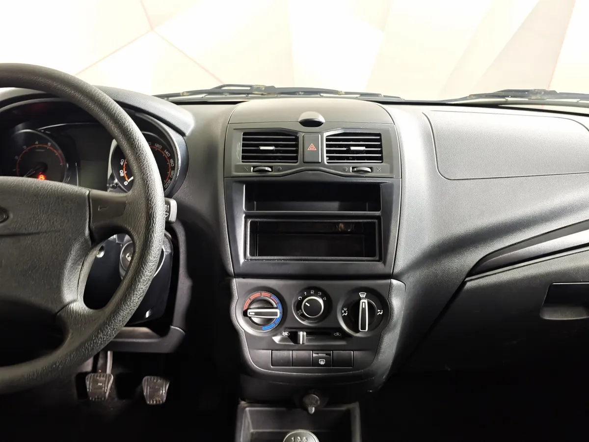 ВАЗ (Lada) Granta 1.6 MT 16 кл (106 л.с.) Белый в АВИЛОН. Слайд №14