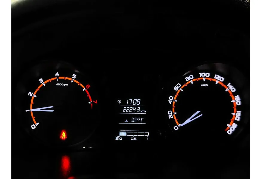 ВАЗ (Lada) Granta 1.6 MT 16 кл (106 л.с.) Коричневый в АВИЛОН. Слайд №17