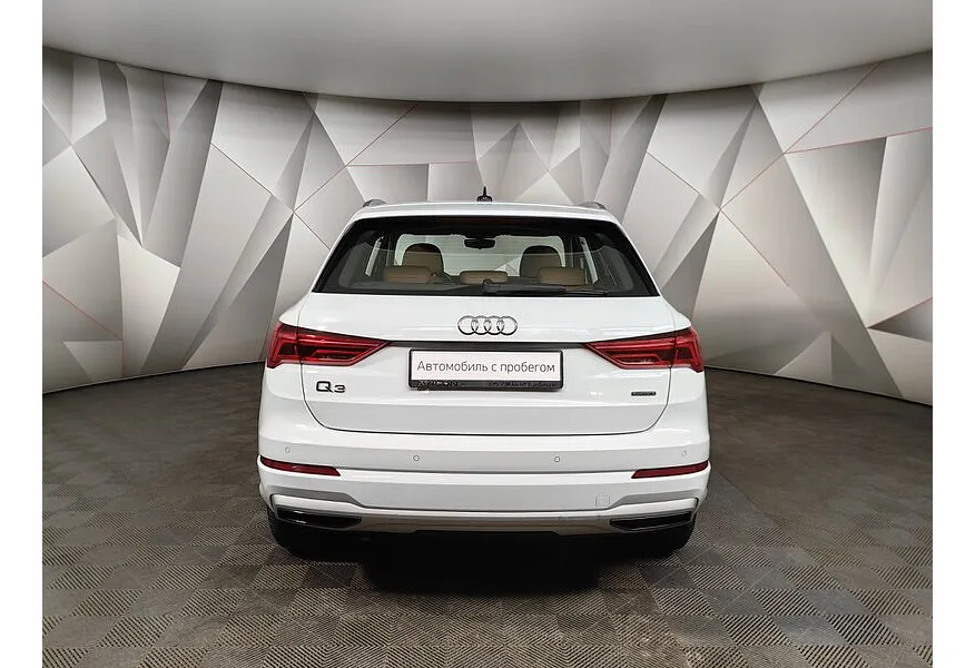 Audi Q3 2.0 TFSI S-tronic quattro (180 л.с.) Design Белый в АВИЛОН. Слайд №8