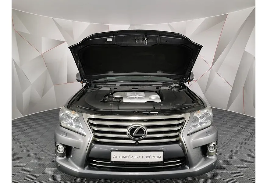 Lexus LX 570 AT (367 л.с.) Серый в АВИЛОН. Слайд №11