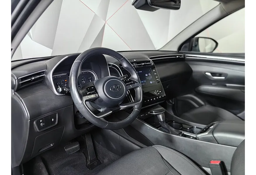 Hyundai Tucson D2.0 Smartstream 8AT 4WD (186 л.с.) Lifestyle + Smart Sense Серый в АВИЛОН. Слайд №19