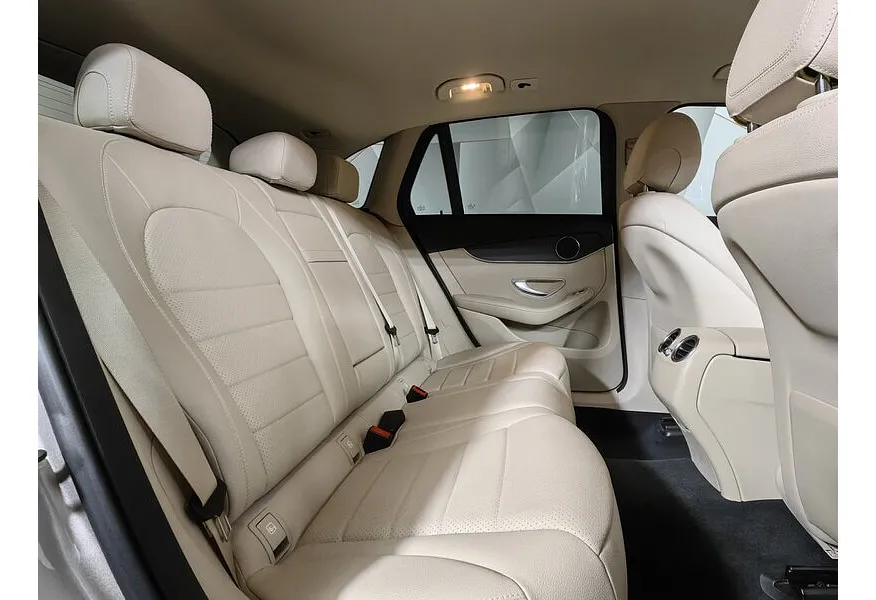 Mercedes-Benz GLC 300 9G-TRONIC 4MATIC (249 л.с.) Sport Plus Серый в АВИЛОН. Слайд №15