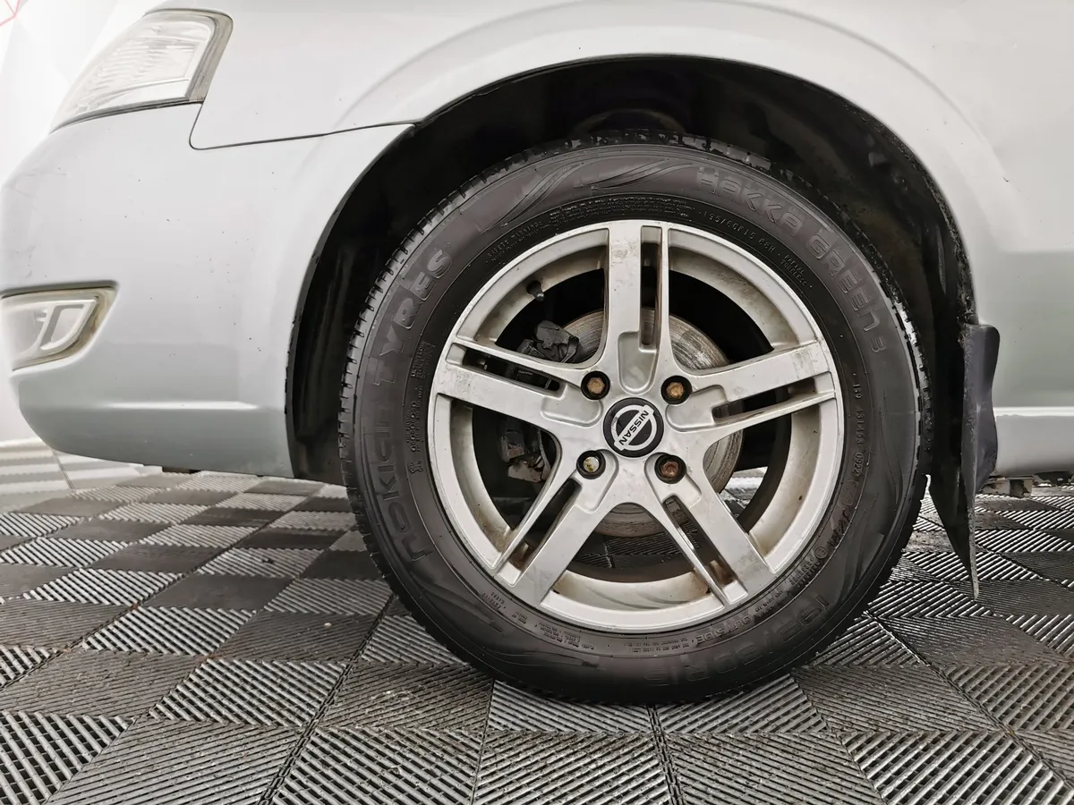 Nissan Almera Classic 1.6 MT (107 л.с.) Серебристый в АВИЛОН. Слайд №9