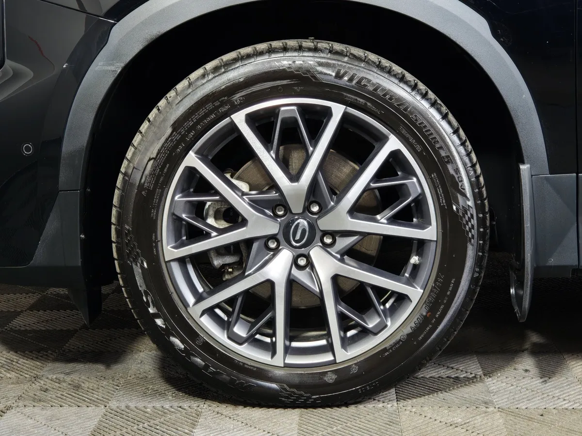 GAC GS8 2.0T 4WD (231 л.с.) GX Черный в АВИЛОН. Слайд №9