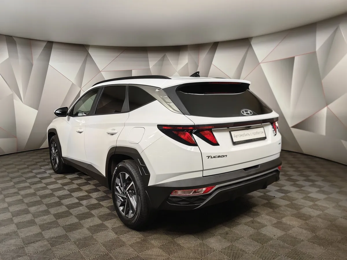 Hyundai Tucson 2.0 AT 4WD (150 л.с.) Comfort Белый в АВИЛОН. Слайд №4