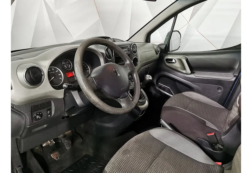 Peugeot Partner 1.6 MT (120 л.с.) Синий в АВИЛОН. Слайд №19