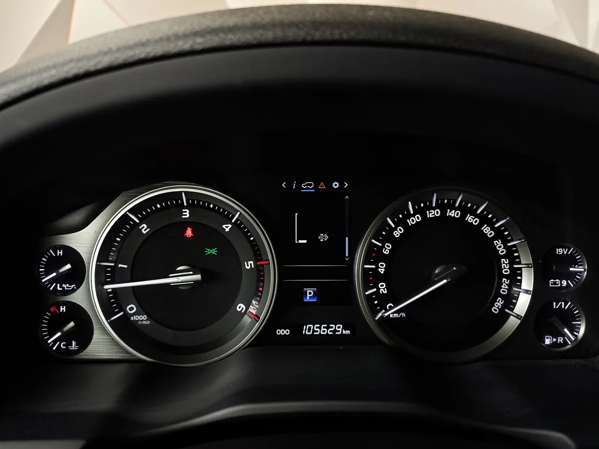 Toyota Land Cruiser 4.5 TD AT (249 л.с.) Серый в АВИЛОН. Слайд №18