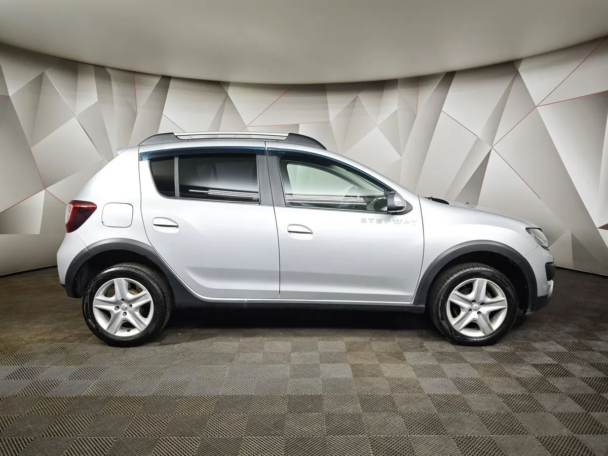 Renault Sandero 1.6 MT (102 л.с.) Privilege Бежевый в АВИЛОН. Слайд №6