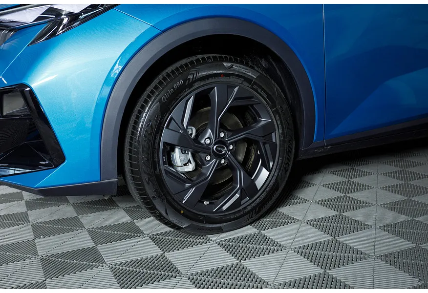 GAC GS3 1.5TG 7WDCT (170 л.с.) GL R-Style Синий в АВИЛОН. Слайд №11