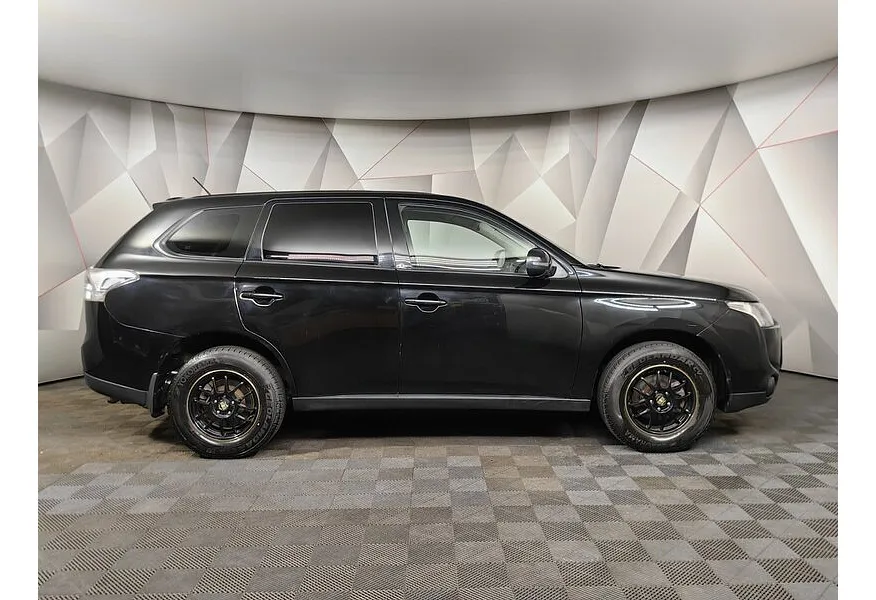 АВИЛОН - Mitsubishi Outlander 2.0 CVT 4WD (146 л.с.) Черный - slide 3