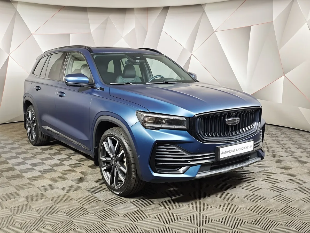Geely Monjaro 2.0T 8AT 4WD (238 л.с.) Exclusive Синий в АВИЛОН. Слайд №3