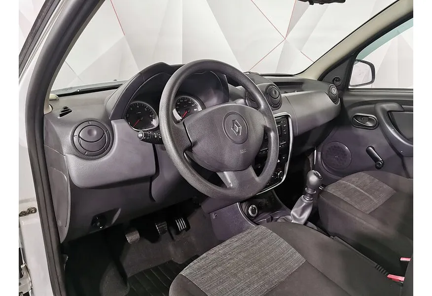 АВИЛОН - Renault Duster 1.6 MT 4x4 (114 л.с.) Белый - slide 11
