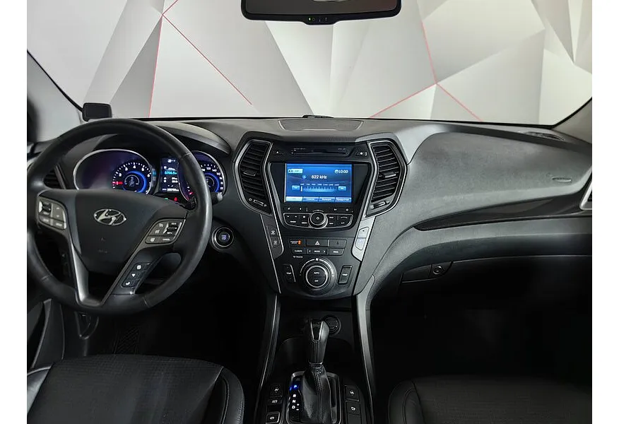 Hyundai Santa Fe 2.4 AT 4WD (175 л.с.) Sport Золотой в АВИЛОН. Слайд №15