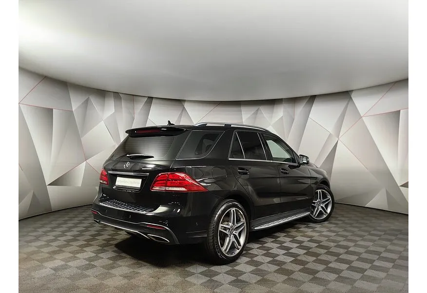 Mercedes-Benz GLE 350 d 4MATIC 9G-TRONIC (249 л.с.) Особая серия Черный в АВИЛОН. Слайд №2