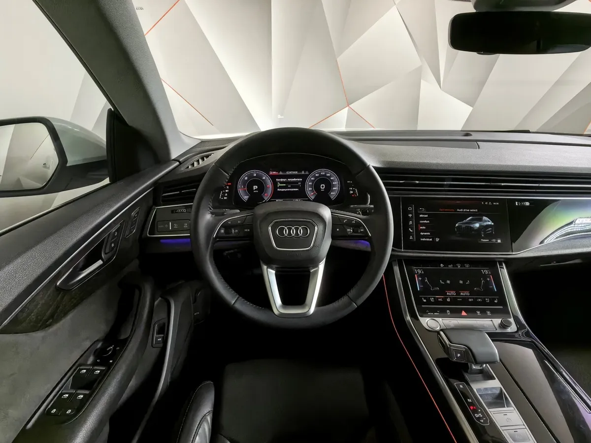 Audi Q8 45 TDI Tiptronic quattro (249 л.с.) Белый в АВИЛОН. Слайд №20