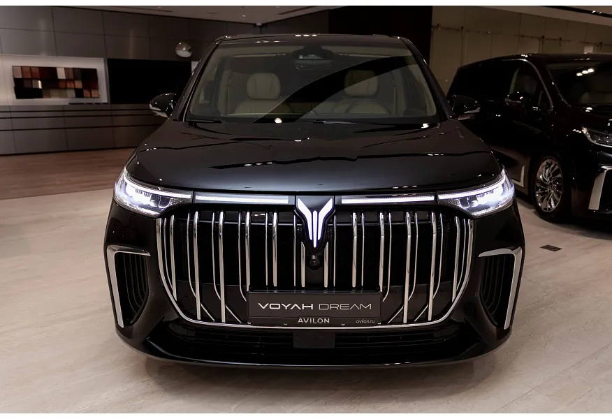 Voyah Dream EVR long range 1.5 AT AWD (422 л.с.) Черный в АВИЛОН. Слайд №3