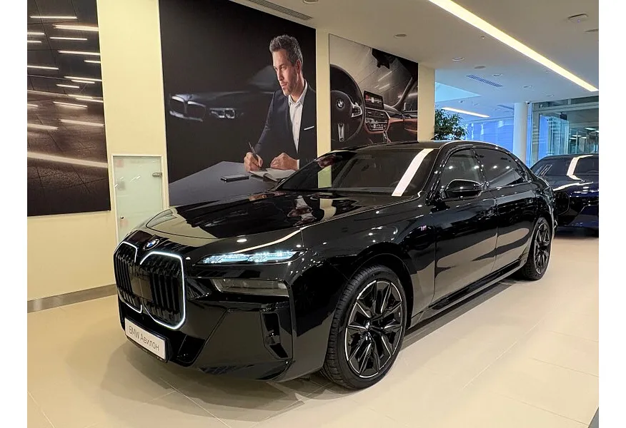 АВИЛОН - BMW 7 серия 740d xDrive Steptronic (286 л.с.) Черный - slide 0