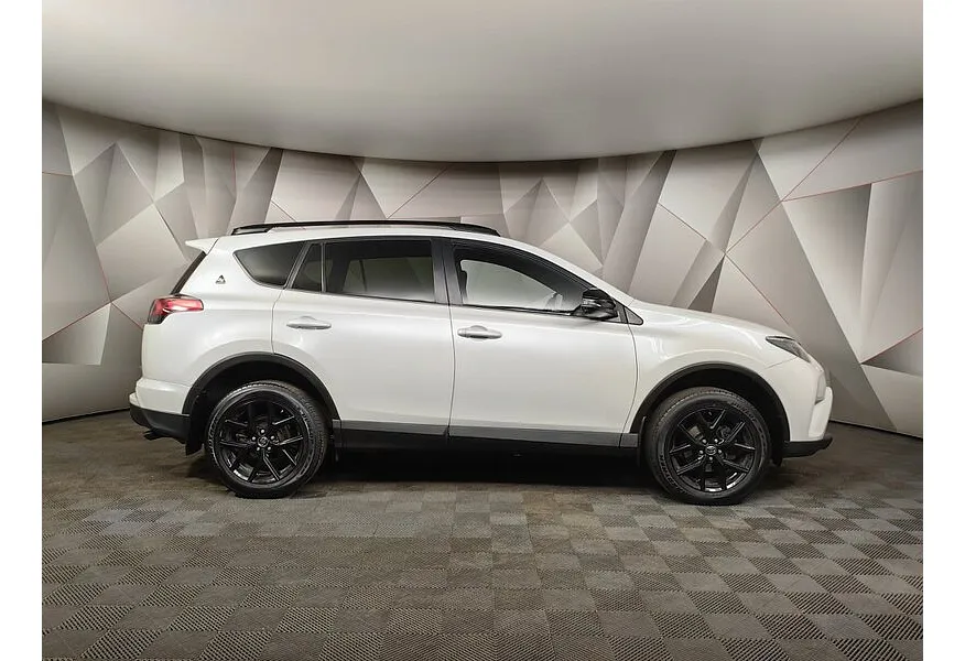 Toyota RAV4 2.5 AT 4WD (180 л.с.) Престиж Белый в АВИЛОН. Слайд №6