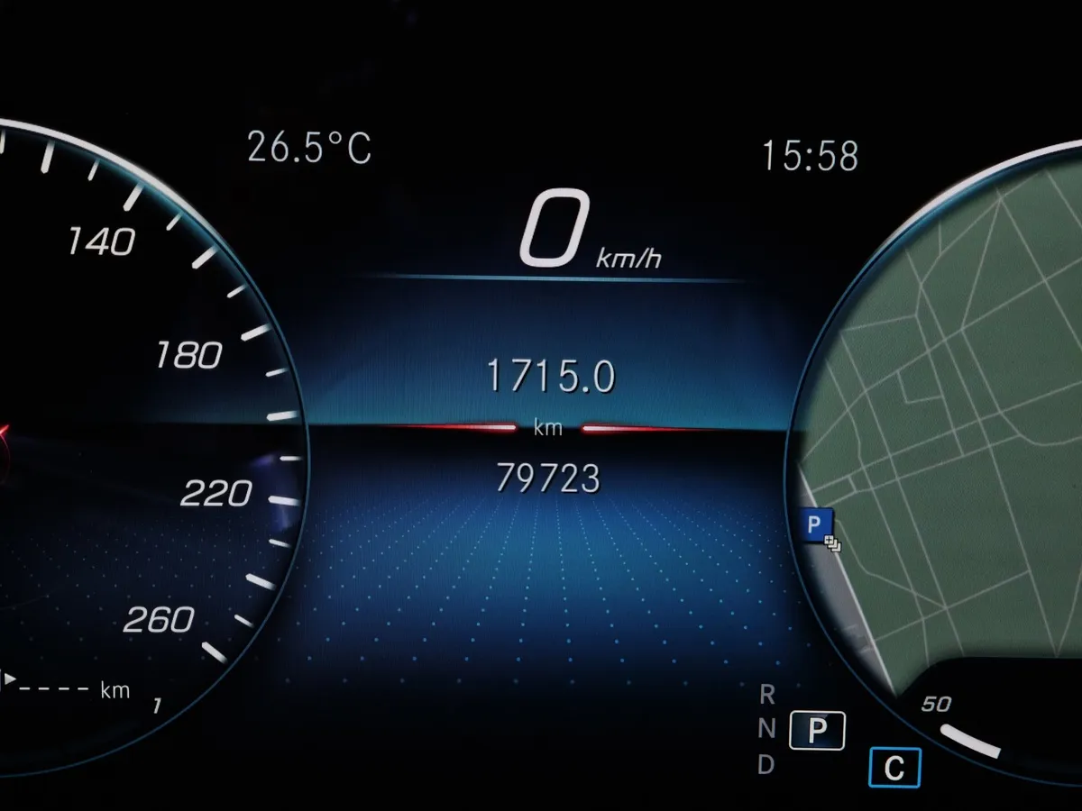 Mercedes-Benz E-Класс E 200 4MATIC 9G-TRONIC (197 л.с.) Sport Черный в АВИЛОН. Слайд №18