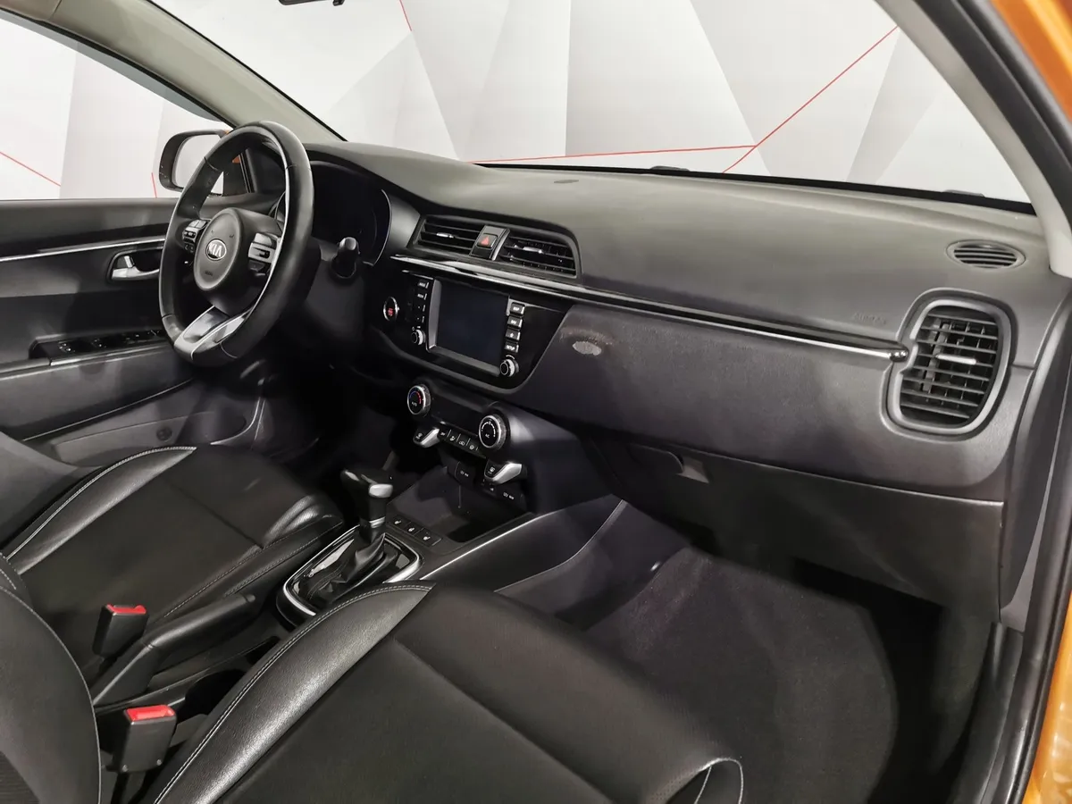 Kia Rio 1.6 AT (123 л.с.) Оранжевый в АВИЛОН. Слайд №12