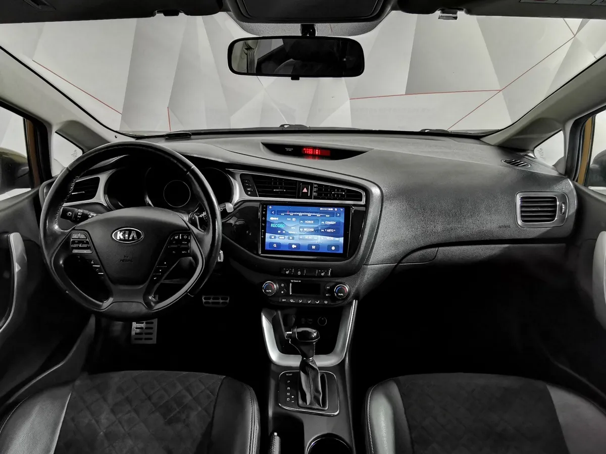 Kia Ceed 1.6 AT (130 л.с.) Luxe Коричневый в АВИЛОН. Слайд №13