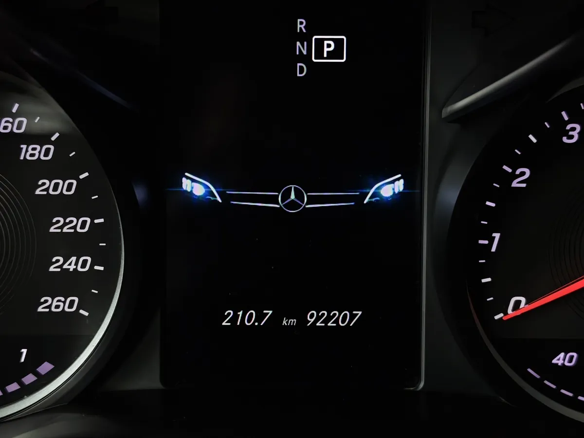 Mercedes-Benz C-Класс C 180 9G-TRONIC (150 л.с.) Avantgarde Черный в АВИЛОН. Слайд №18