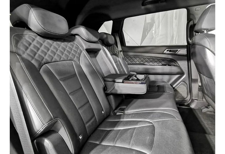 SsangYong Rexton 2.2 AT AWD (181 л.с.) Белый в АВИЛОН. Слайд №15