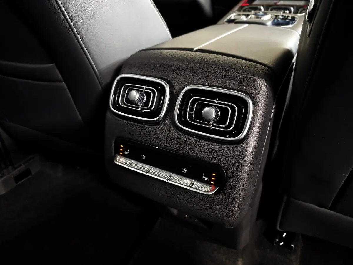 JAECOO J8 2.0 DCT 4WD (249 л.с.) Supreme Черный в АВИЛОН. Слайд №25