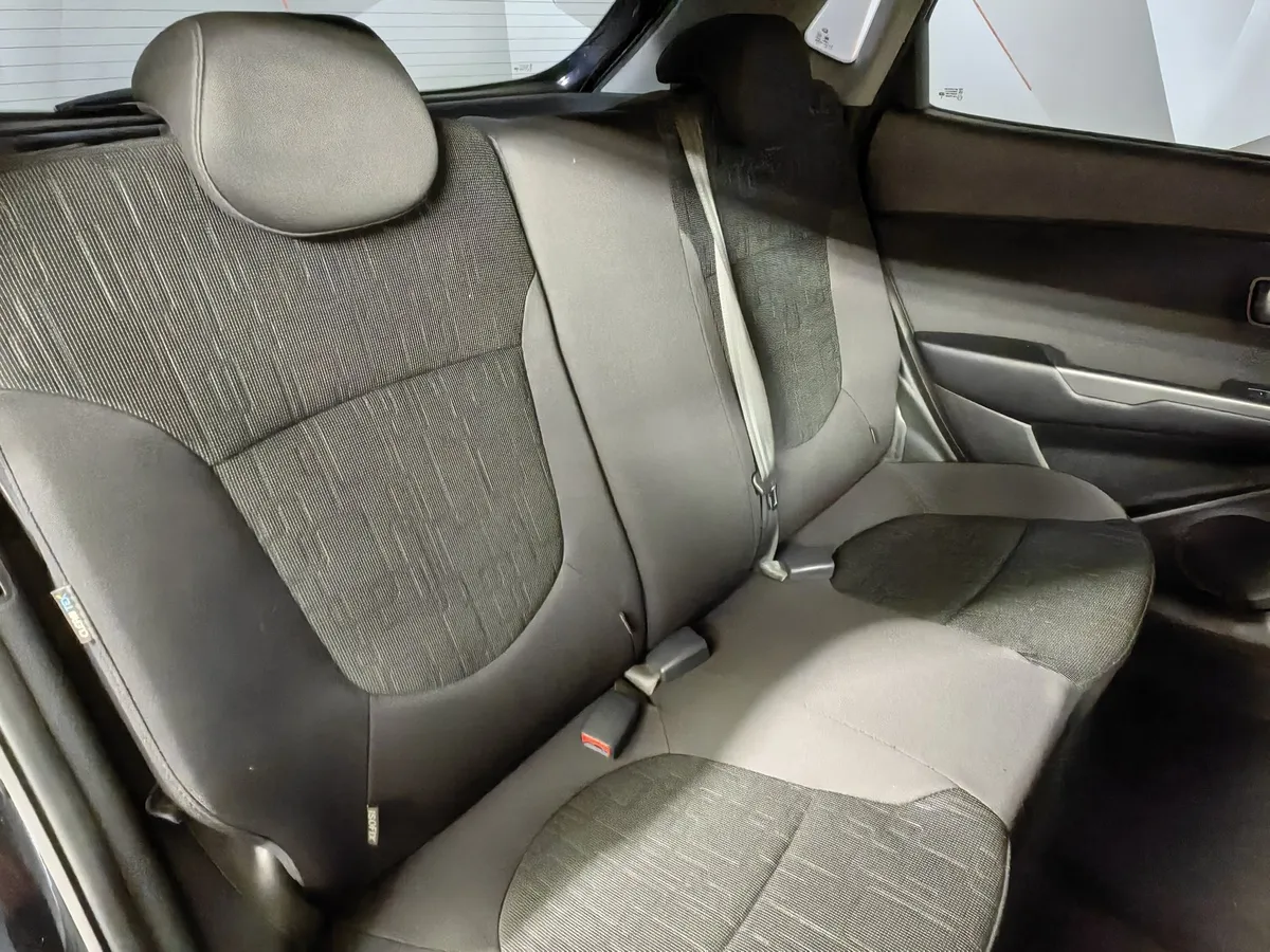 Kia Rio 1.6 AT (123 л.с.) Черный в АВИЛОН. Слайд №17