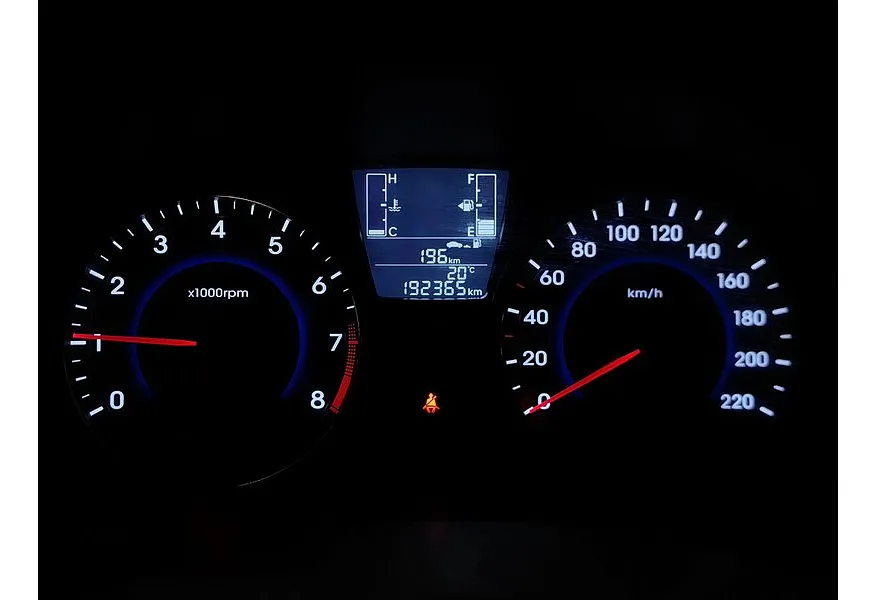 Hyundai Solaris 1.6 MT (123 л.с.) Comfort Коричневый в АВИЛОН. Слайд №18