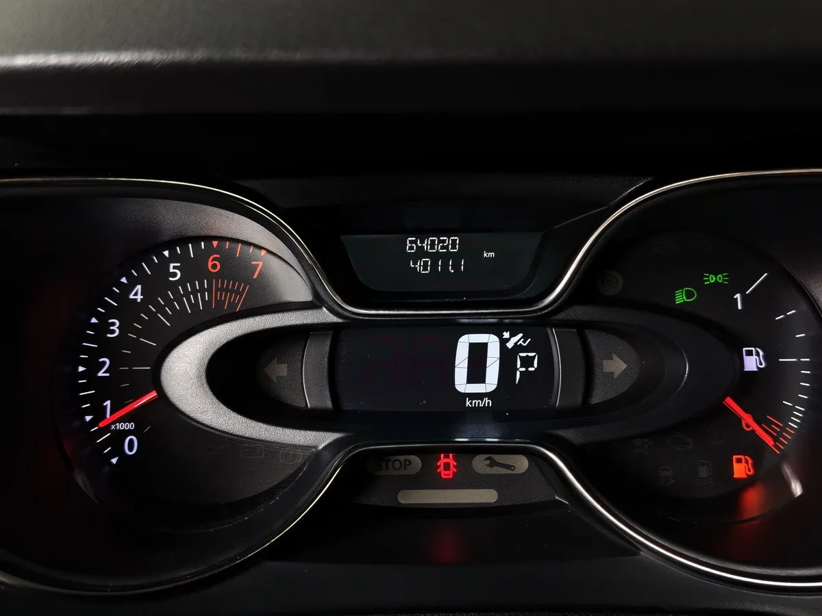 Renault Kaptur 1.6 X-tronic (114 л.с.) Style Белый в АВИЛОН. Слайд №19