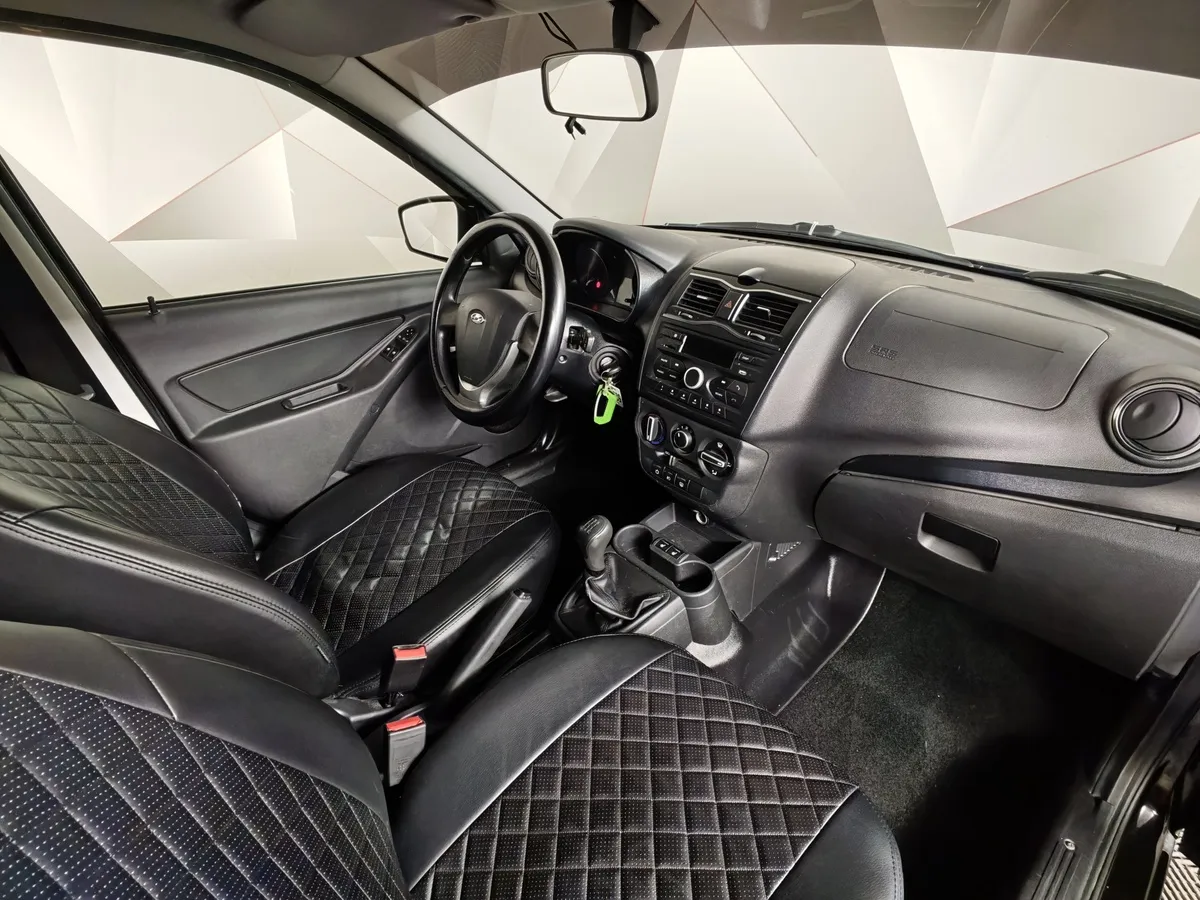 ВАЗ (Lada) Granta 1.6 MT (90 л.с.) Comfort Черный в АВИЛОН. Слайд №13