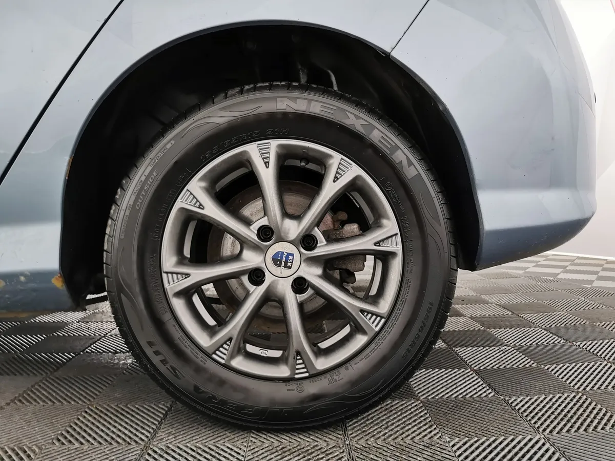 Peugeot 308 1.6 AT (120 л.с.) Серый в АВИЛОН. Слайд №9