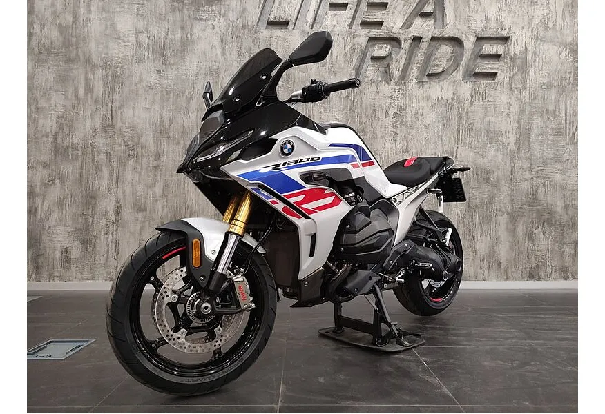 АВИЛОН - BMW Motorrad R 1300 RS 1300 см³ (145 л.с.) (145) 1300 Белый - slide 9865990