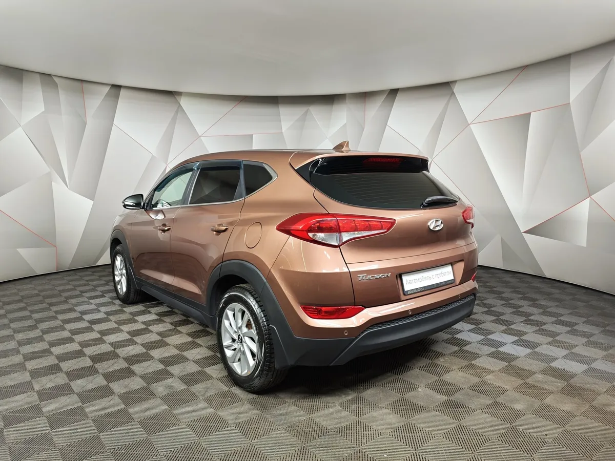 Hyundai Tucson 2.0 AT (150 л.с.) Comfort Коричневый в АВИЛОН. Слайд №4