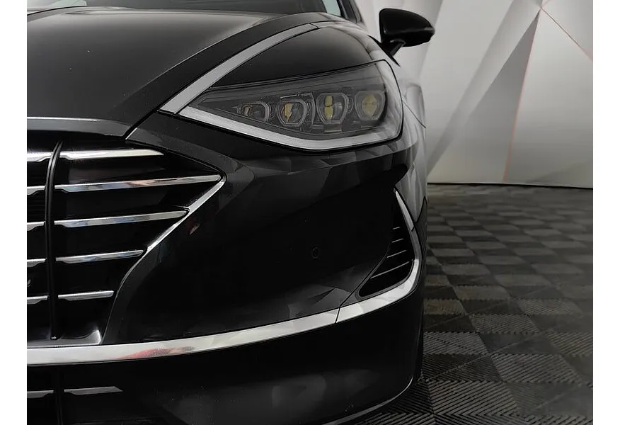 Hyundai Sonata 2.5 MPI (180 л.с.) Prestige Черный в АВИЛОН. Слайд №10