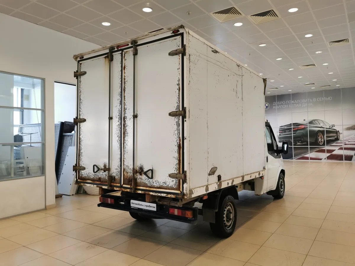 Ford Transit C/CAB 470(350)E Isothermal Box SVO 2.2 MT Белый в АВИЛОН. Слайд №2