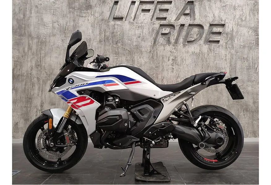 BMW Motorrad R 1300 RS 1300 см³ (145 л.с.) (145) 1300 Белый в АВИЛОН. Слайд №3