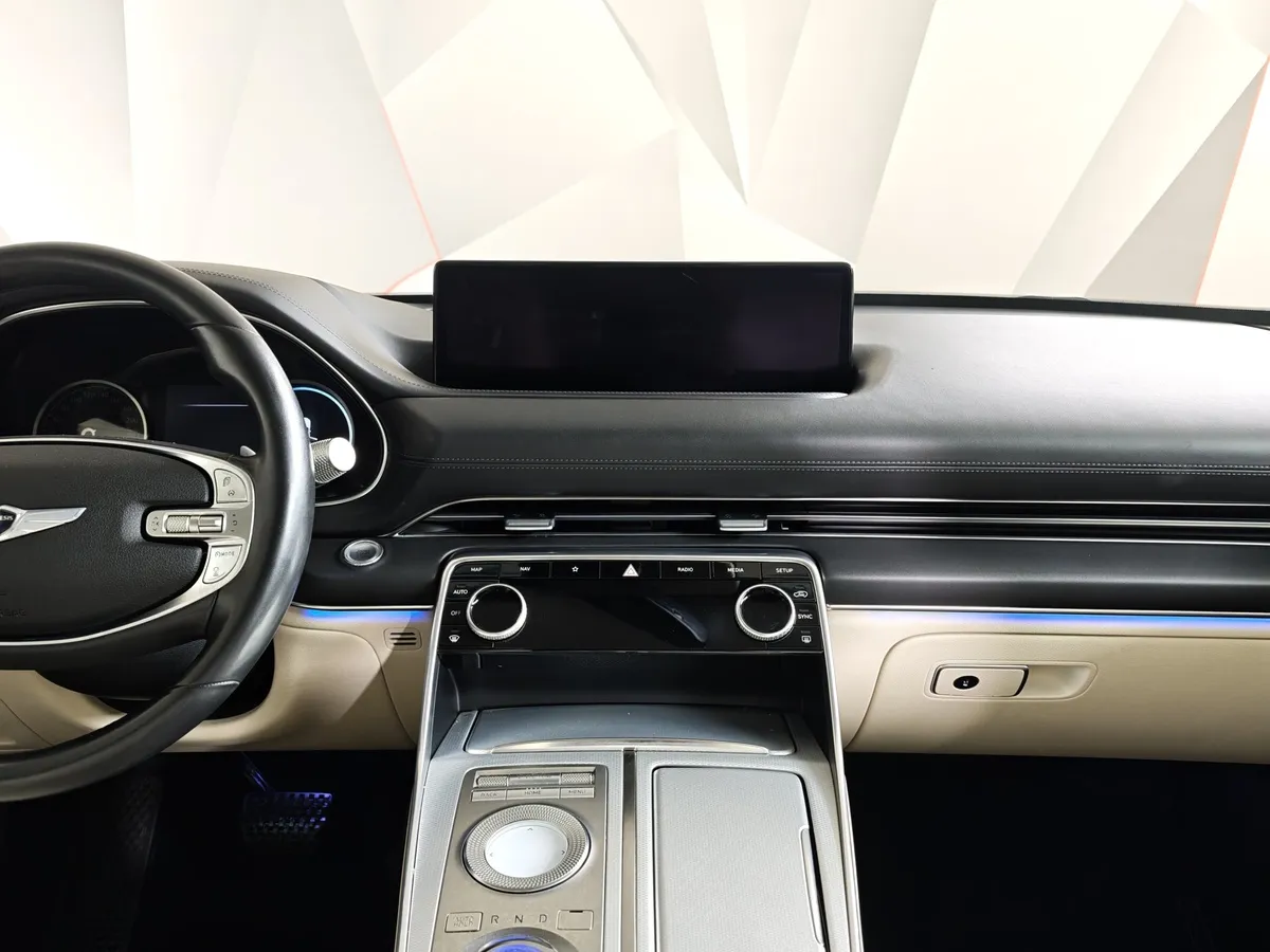 Genesis GV80 2.5 T-GDI 8AT 4WD (249 л.с.) Premium + Comfort Черный в АВИЛОН. Слайд №15