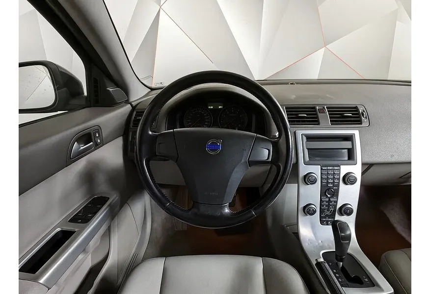 Volvo S40 2.0 Powershift (145 л.с.) Черный в АВИЛОН. Слайд №15