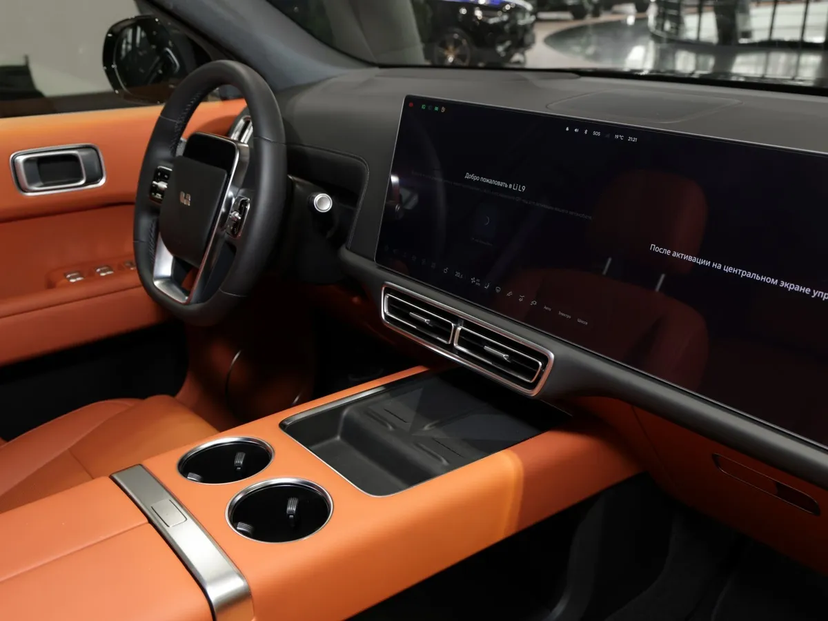 Li Auto L9 1.5 AT 4WD (449 л.с.) Ultra Черный в АВИЛОН. Слайд №9