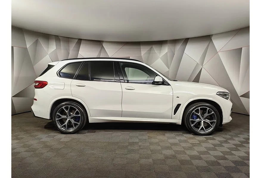 BMW X5 xDrive30d Steptronic (249 л.с.) Белый в АВИЛОН. Слайд №6