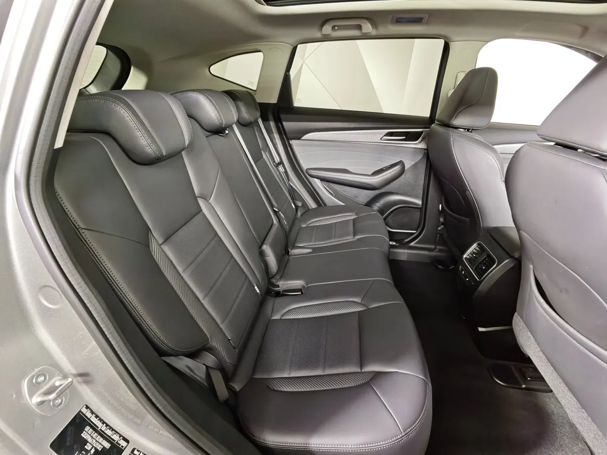 Haval F7 2.0T AWD 7DCT (190 л.с.) Tech Plus Серый в АВИЛОН. Слайд №16