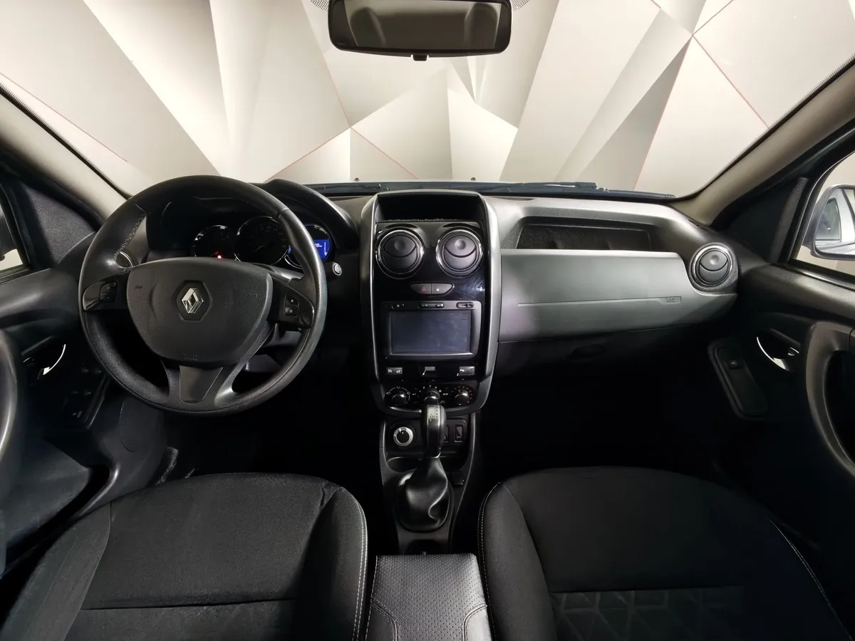 Renault Duster 2.0 AT 4x4 (143 л.с.) Серый в АВИЛОН. Слайд №14