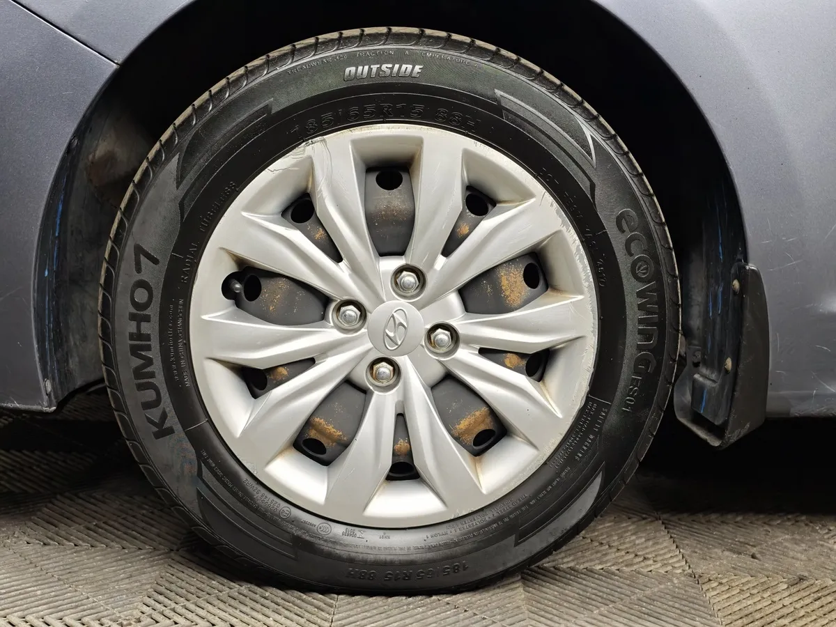 Hyundai Solaris 1.4 AT (100 л.с.) Active Plus Серый в АВИЛОН. Слайд №9