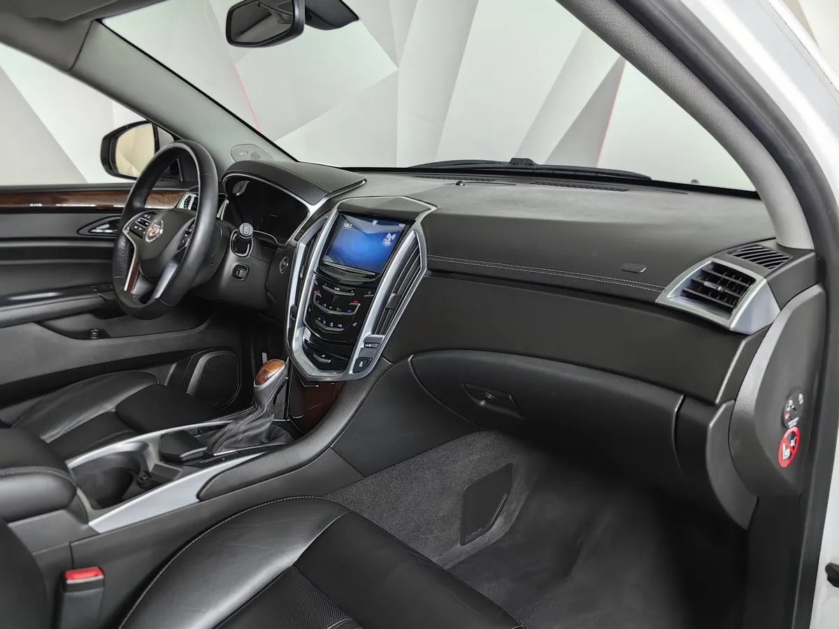 Cadillac SRX 3.0 AT (249 л.с.) Белый в АВИЛОН. Слайд №12