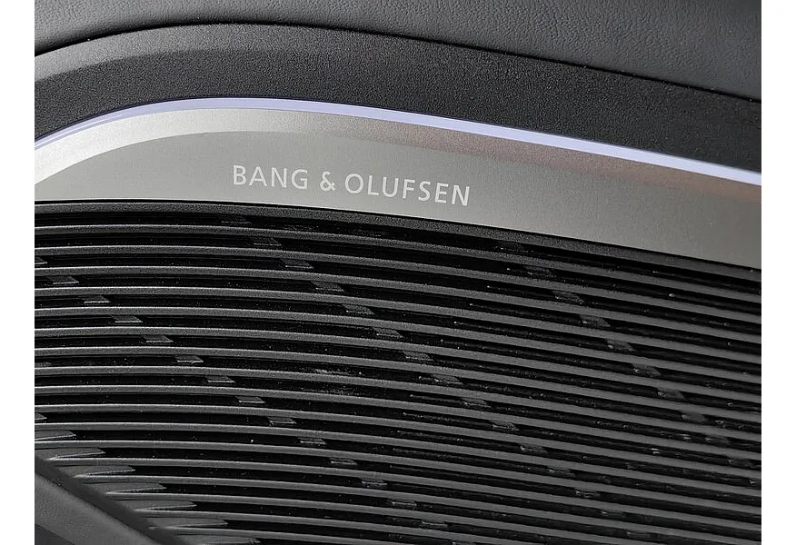 Audi TT 2.0 TFSI S tronic quattro (245 л.с.) Белый в АВИЛОН. Слайд №21